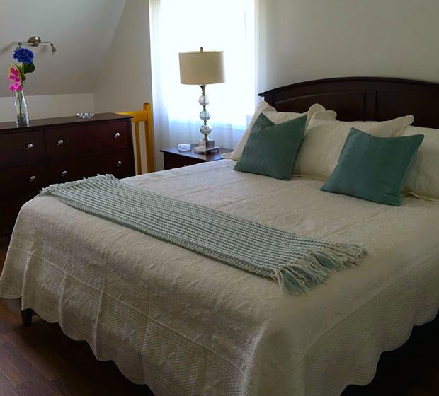 King Bed in the Honeymoon Suite